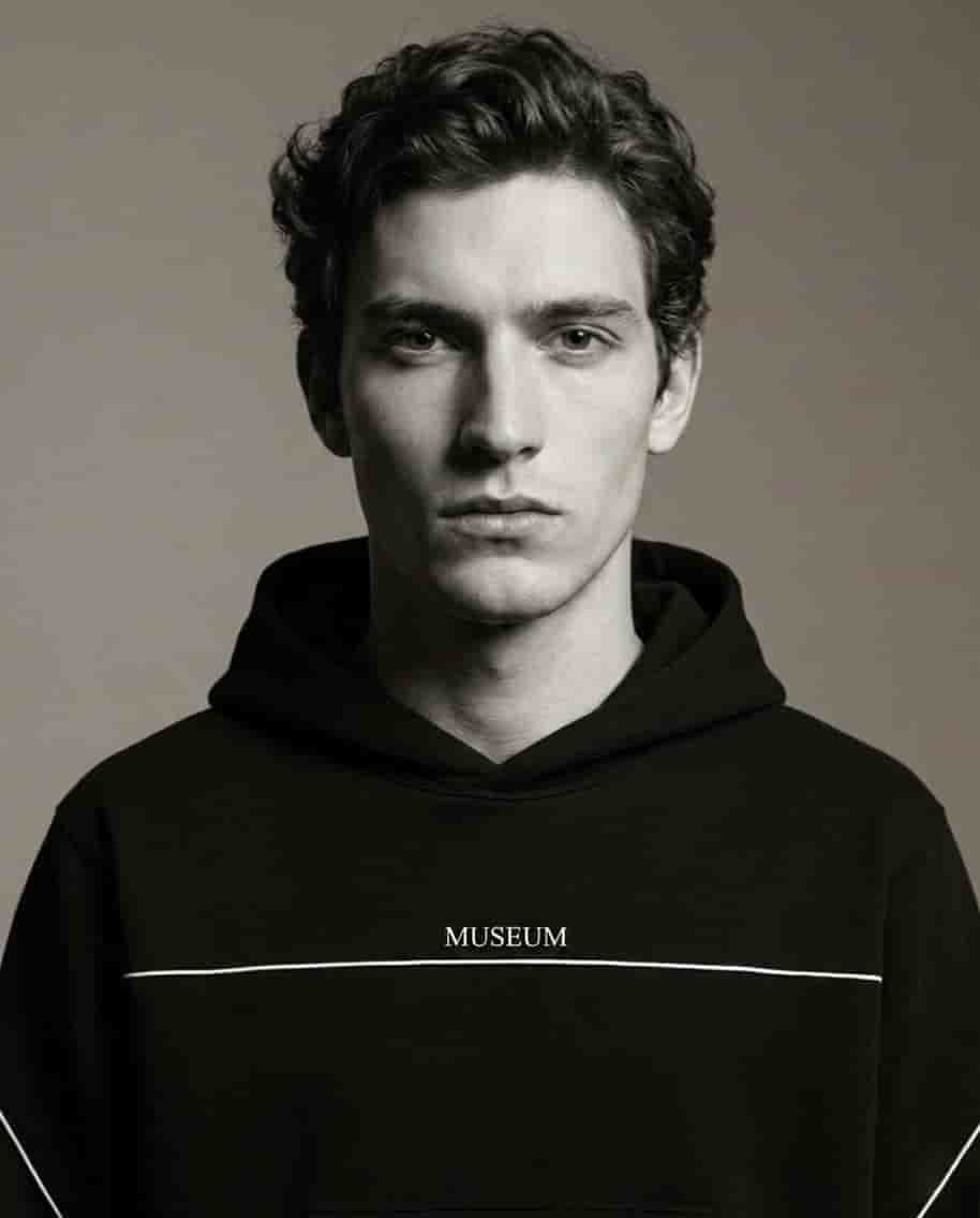 Editorial 01